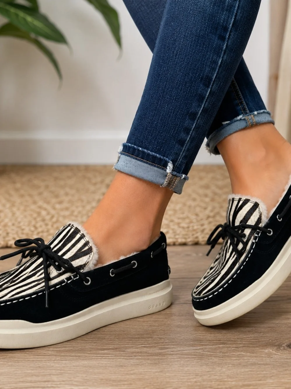 Cole Haan GrandSeries Women's Zebra Fur Lined Boat Shoes 8.5B